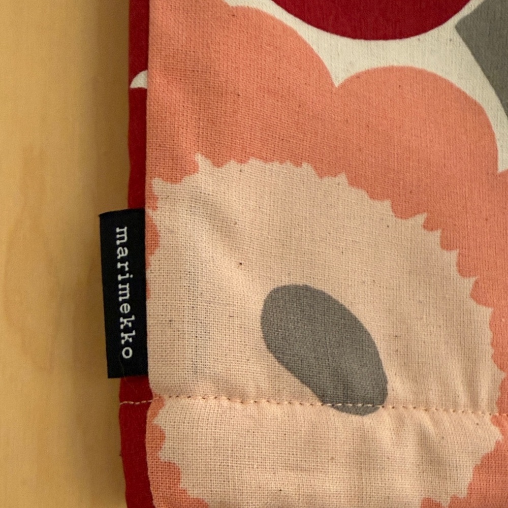 Marimekko Floral Red and Pink ieni Unikko Oven Mitten nwt new - Picture 3 of 7